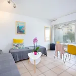 2 Pers Climatise, Proche Et Commerces, Wifi - Fr-1-466a-24 * Saint-Raphaël