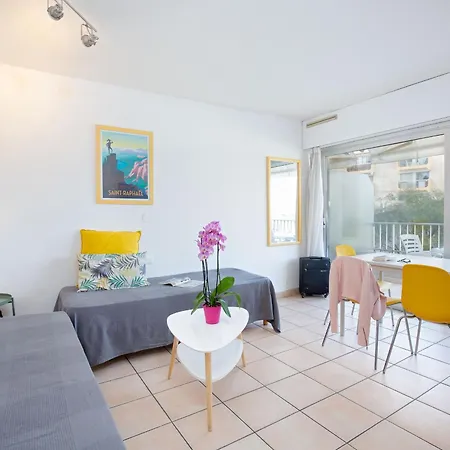 2 Pers Climatise, Proche Et Commerces, Wifi - Fr-1-466a-24 Apartment Saint-Raphael (Var)