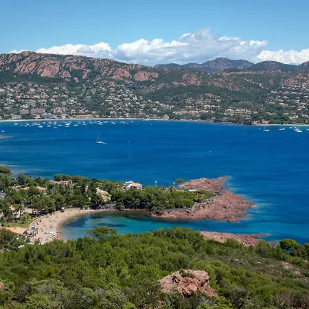 2 Pers Climatise, Proche Et Commerces, Wifi - Fr-1-466a-24 Saint-Raphael (Var)